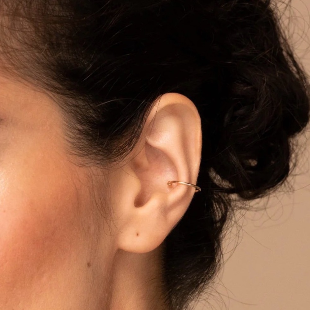 Mejuri single Gold plated ear cuff